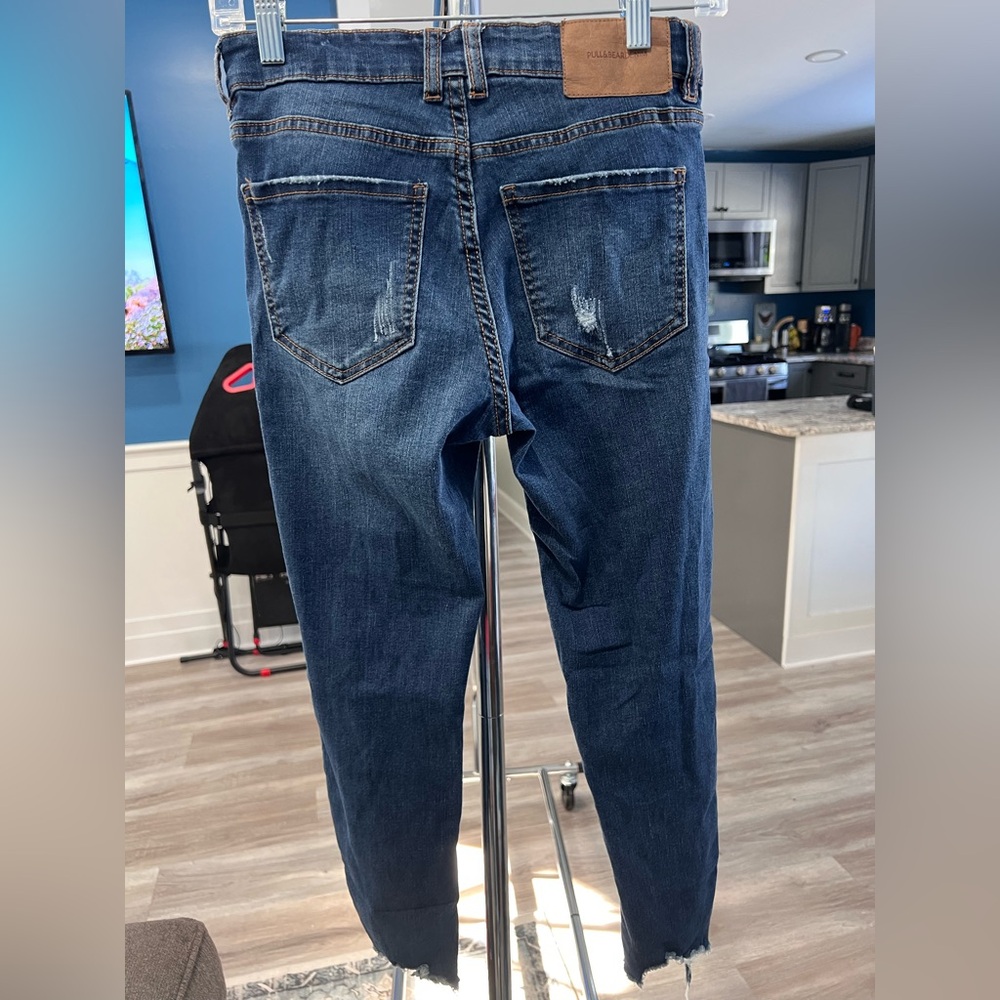 PULL & BEAR - image 2